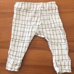 Boutique Baby Leggings Grid Print